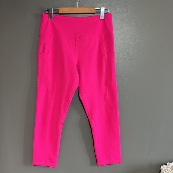Zyia Active Party Hot Pink Light n Tight Crop Hi-Rise Leggings 17” Size 2 - Picture 2 of 7